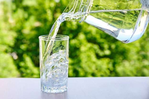 Nước giúp làm cho các tế bào luôn được sạch sẽ và có thể góp phần chống lại một số bệnh ung thư như ung thư vú, ung thư đường ruột,..